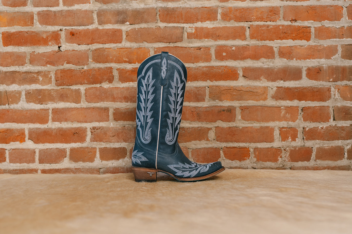 Lexington Boot - Distressed Midnight Blue