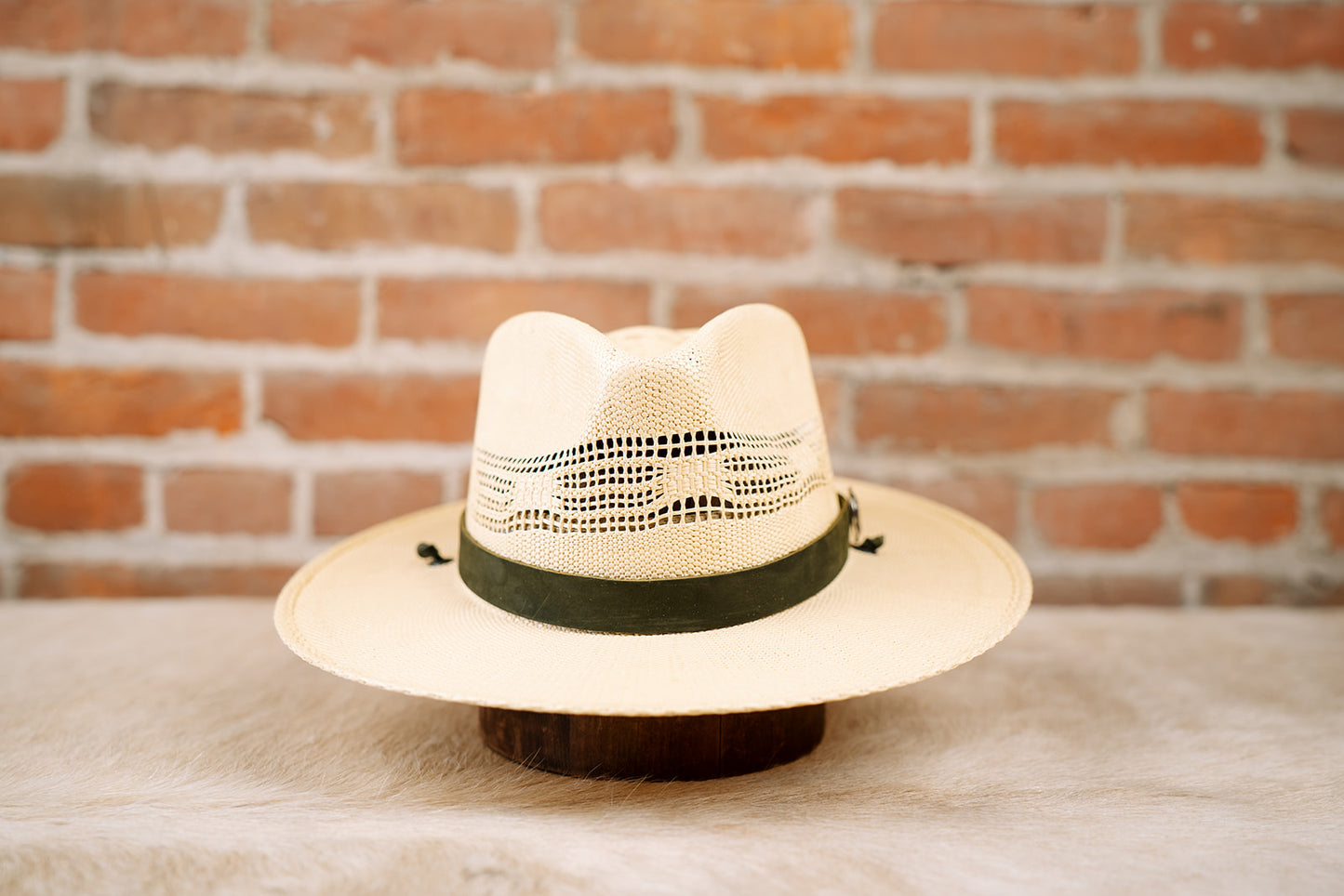 Mayfield Straw Outdoor Hat